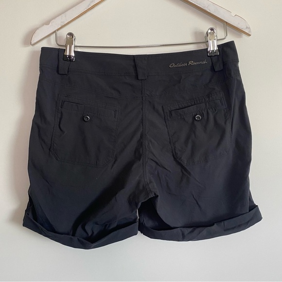 OUTDOOR RESEARCH Equinox Metro Black Rolled Hem Shorts! Women’s Size 6 - Picture 9 of 10